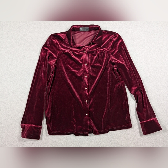 Kara and Kate Tops - Kara and Kate Velvet Burgundy Button Down Small Shirt‎